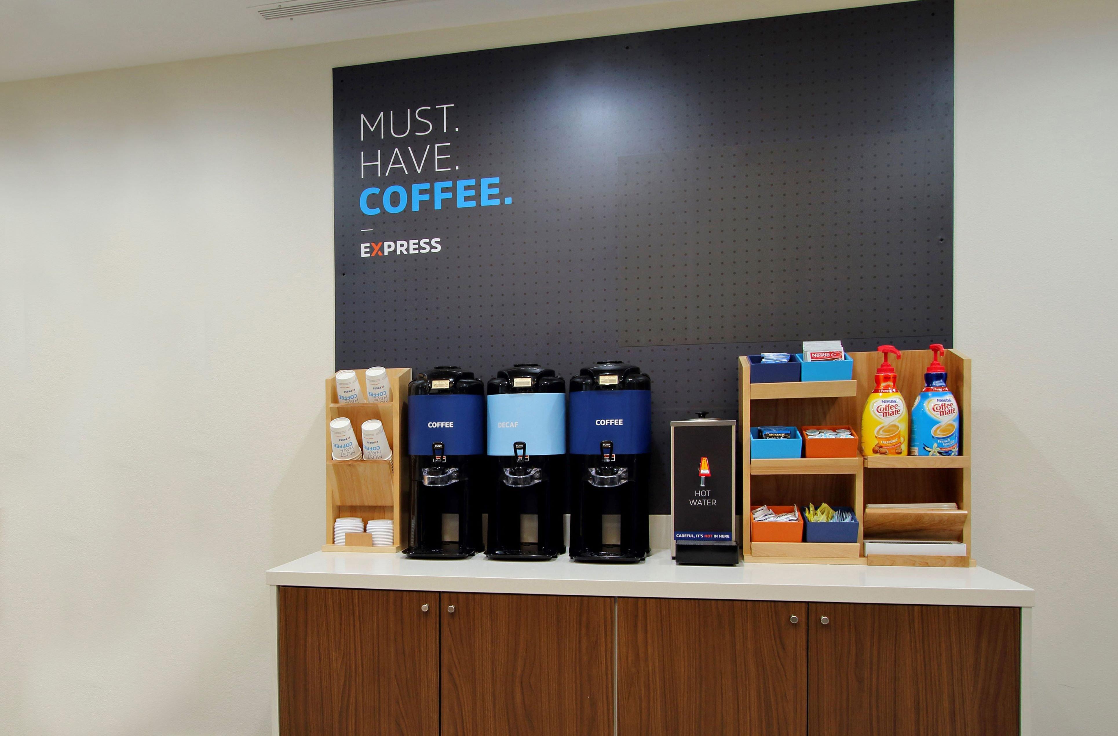 Holiday Inn Express Hotel & Suites Chesterfield - Selfridge Area By Ihg Екстериор снимка