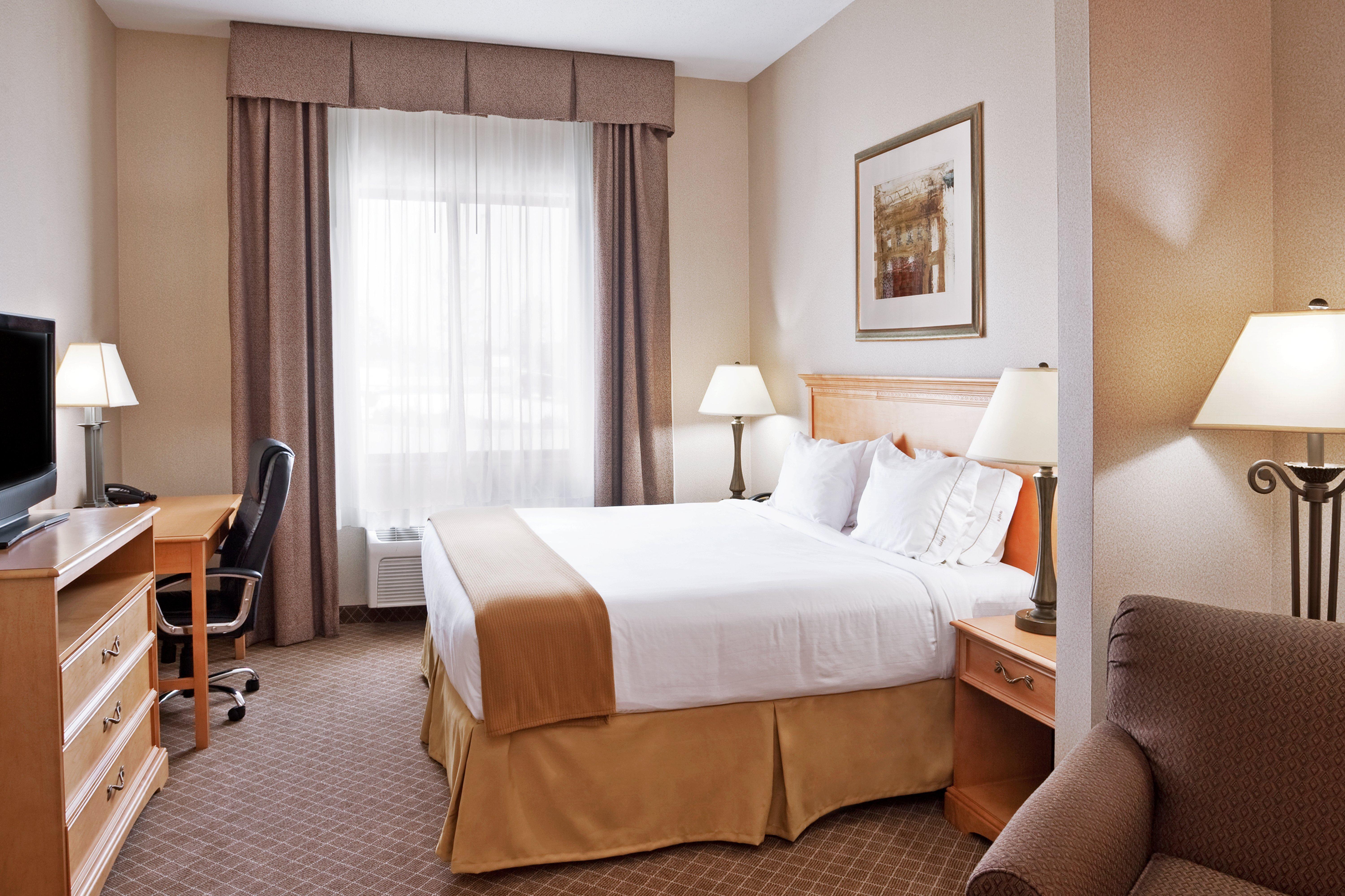 Holiday Inn Express Hotel & Suites Chesterfield - Selfridge Area By Ihg Екстериор снимка