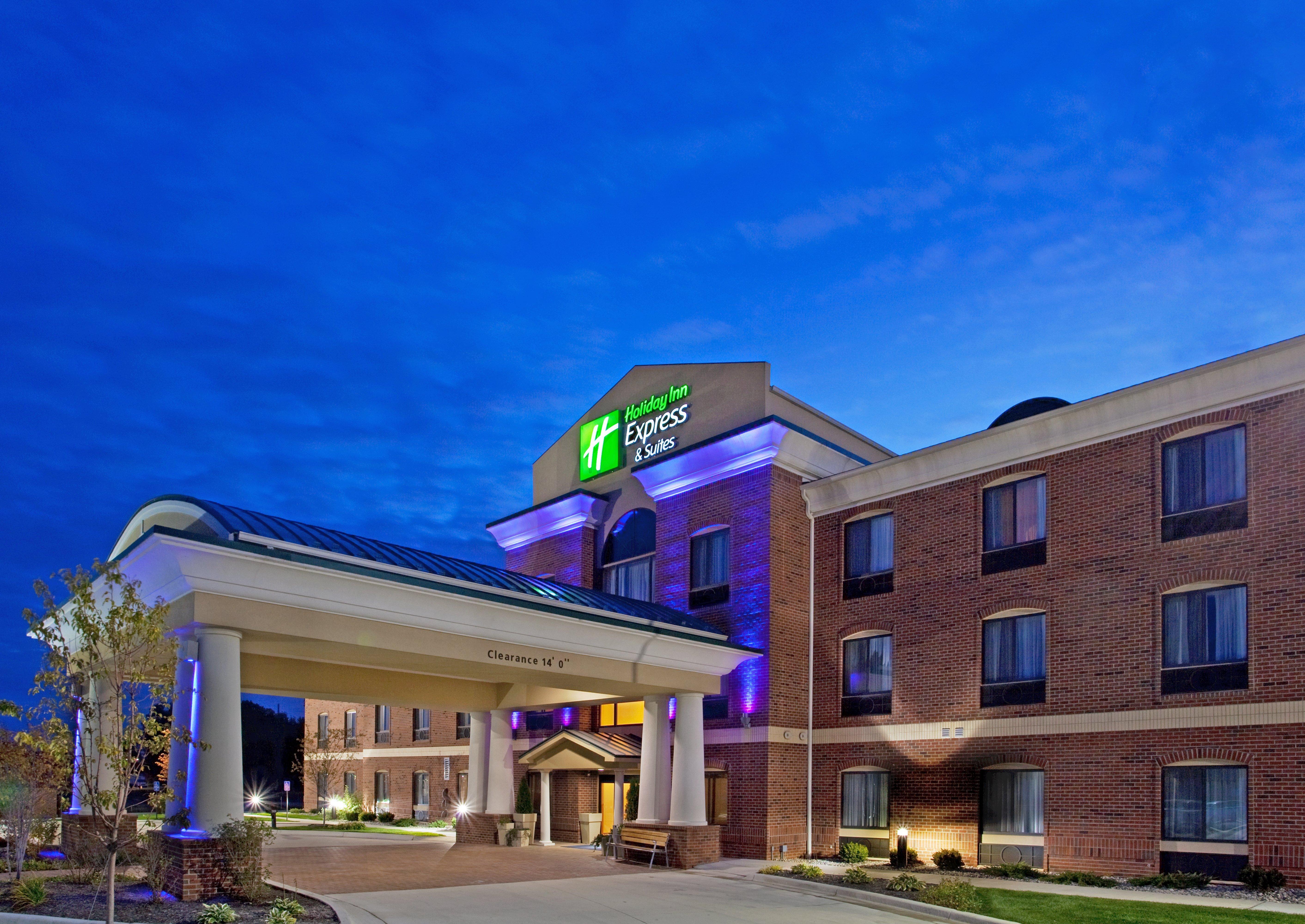 Holiday Inn Express Hotel & Suites Chesterfield - Selfridge Area By Ihg Екстериор снимка