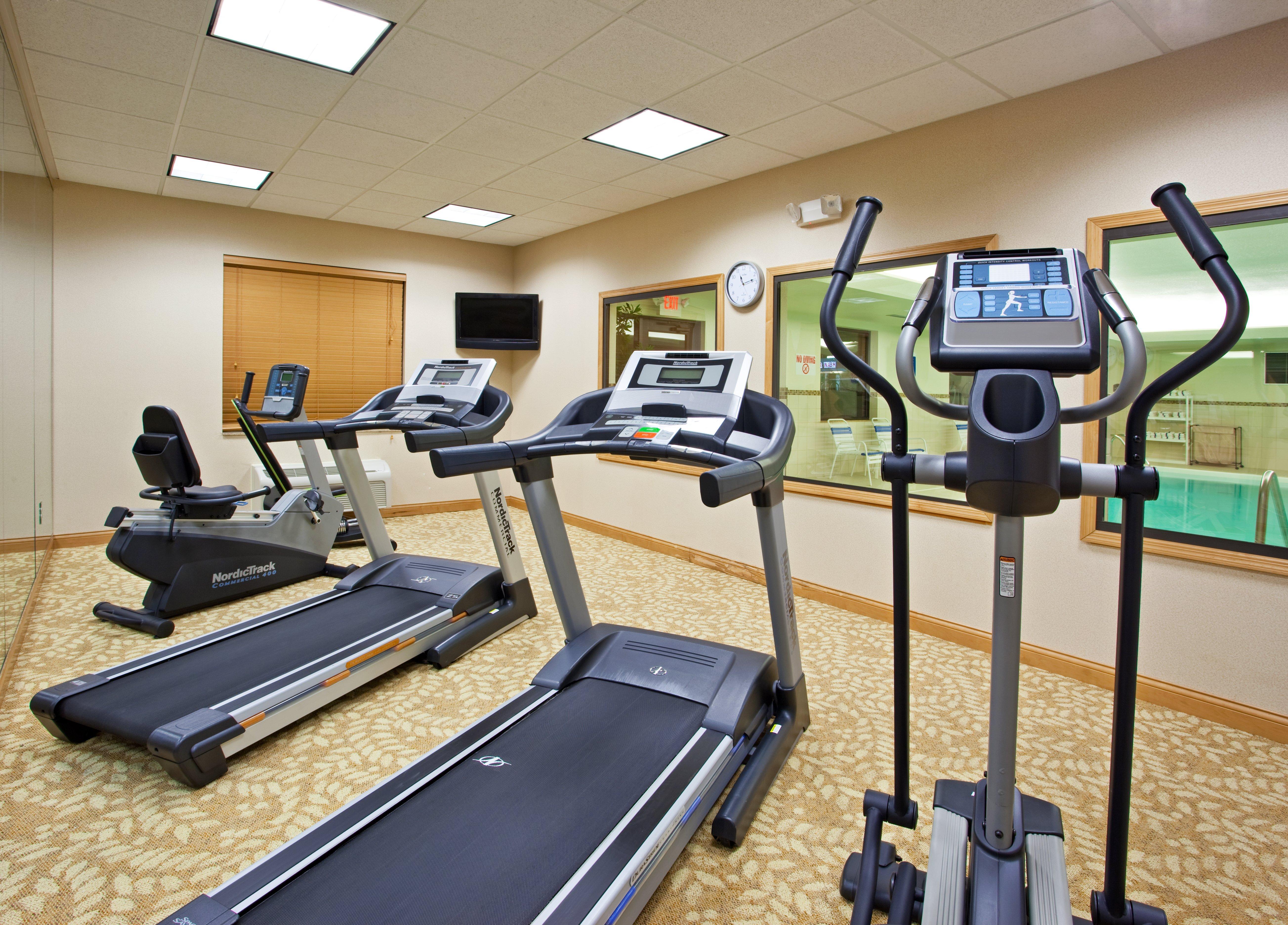 Holiday Inn Express Hotel & Suites Chesterfield - Selfridge Area By Ihg Екстериор снимка
