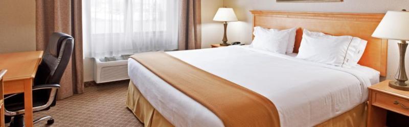 Holiday Inn Express Hotel & Suites Chesterfield - Selfridge Area By Ihg Екстериор снимка